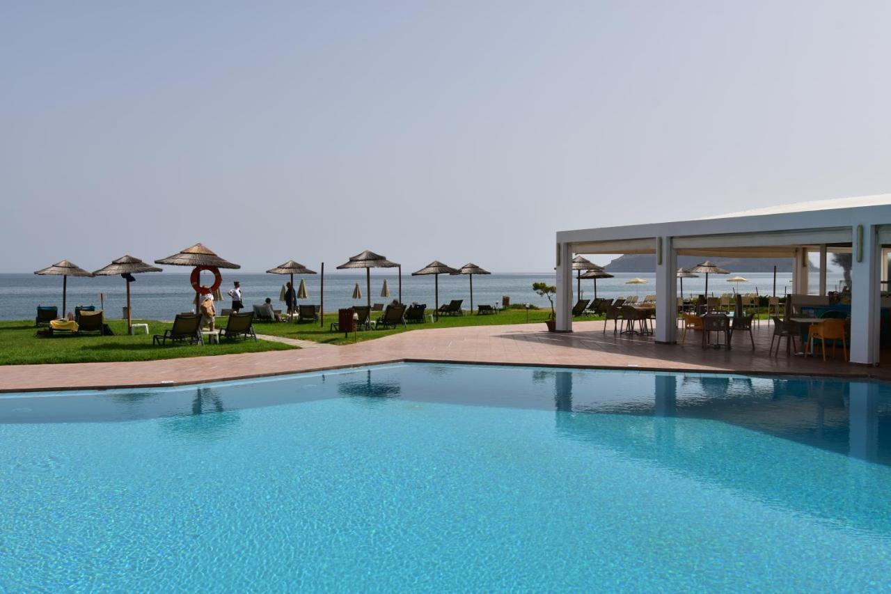 Geraniotis Hotel And Resort Platanés Eksteriør billede