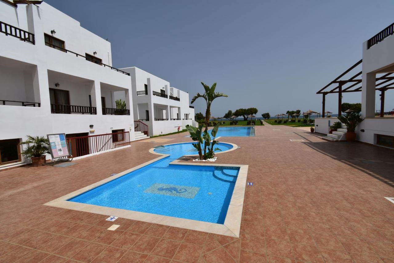 Geraniotis Hotel And Resort Platanés Eksteriør billede