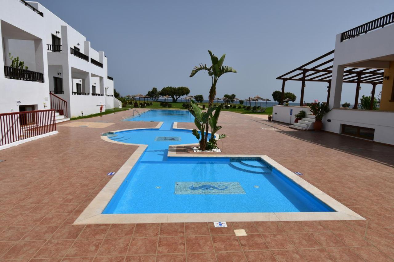 Geraniotis Hotel And Resort Platanés Eksteriør billede
