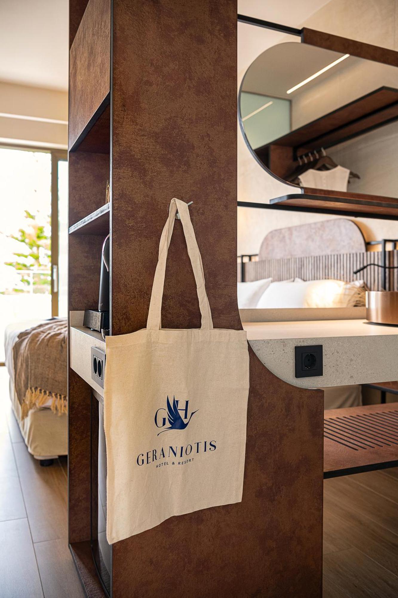 Geraniotis Hotel And Resort Platanés Eksteriør billede